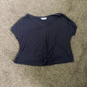 CROPPED T-SHIRT